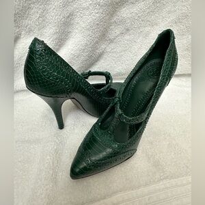 Tory Burch Green Brogue Python Embossed Leather Everly Pumps